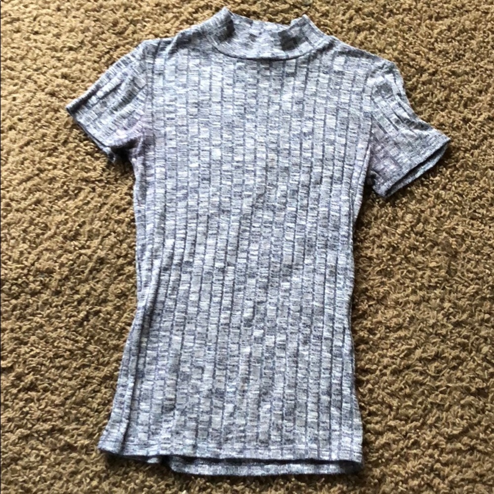 Light blue short sleeve shirt
